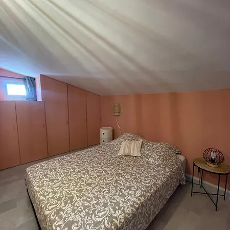 Cap Soleil - Vue Port Proche De La *